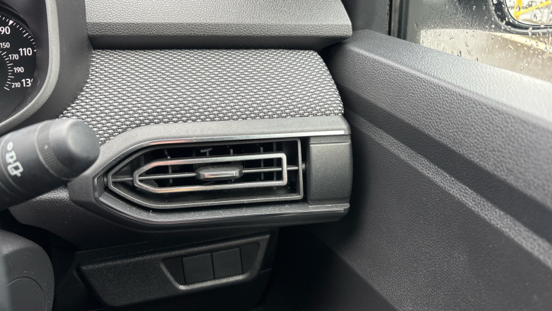 Dacia Jogger 1.0 TCe Extreme SE 5dr Petrol Estate